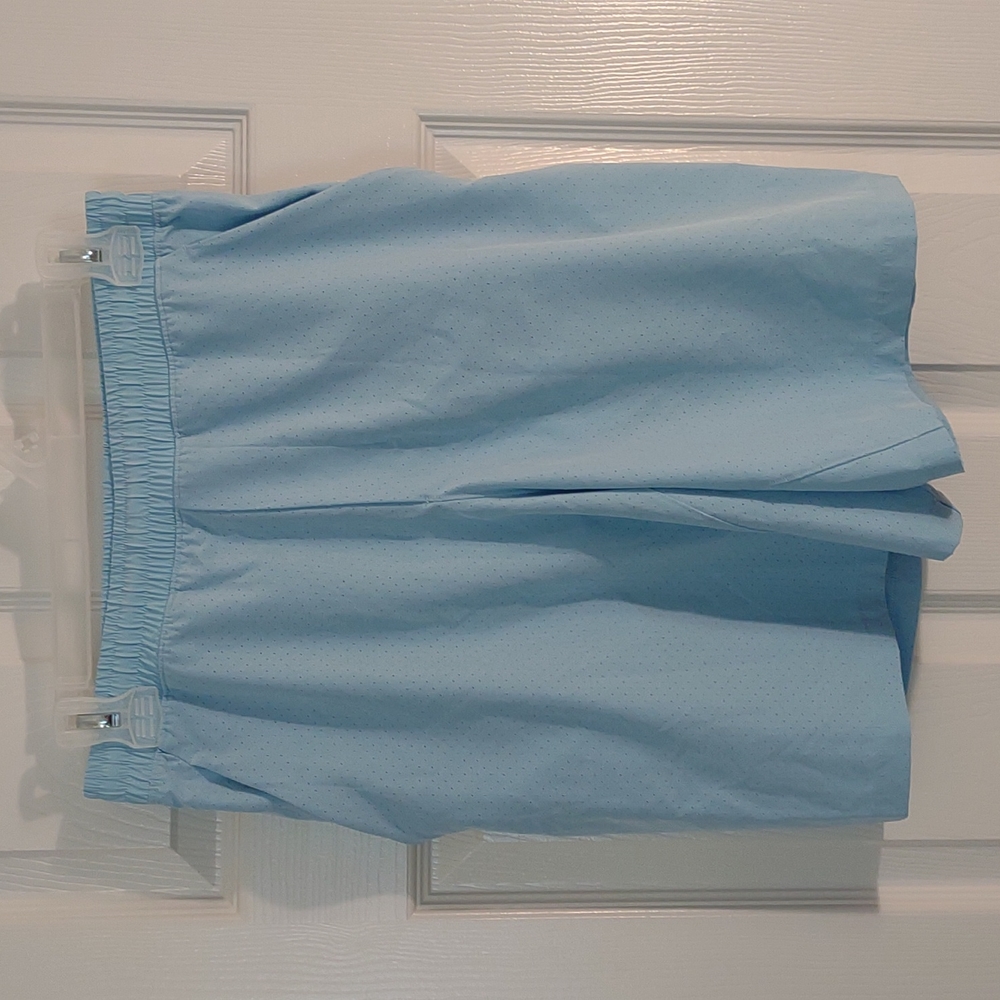 Lululemon Pace Breaker Perforated Lined Short Sz. M